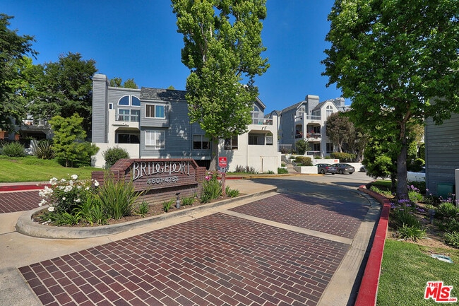 Photo - 4643 E 4th St Unit 22