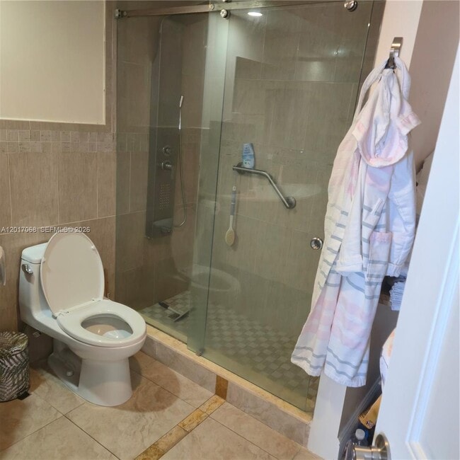 Photo - 250 174th St Unit 1020
