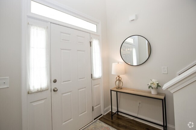 Building Photo - Gorgeous 4 bedroom home in Vass