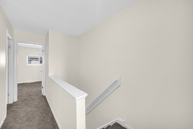 Photo - 1267 Division St