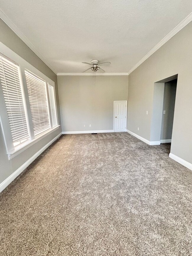 Photo - 6TH311  8 Unidad 311 W. 6th STREET