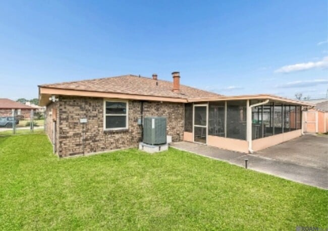 Photo - 1501 Somerset Pl