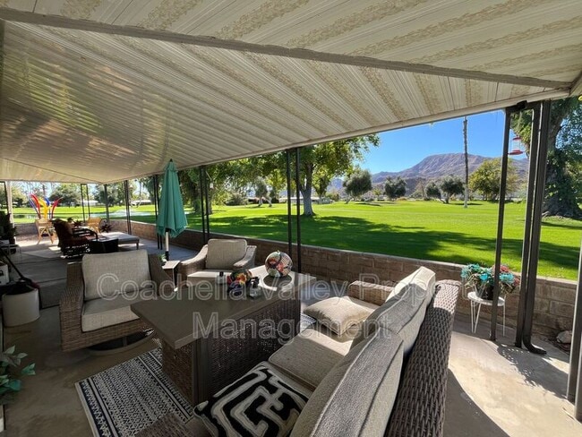 Photo - 421 S Paseo Laredo