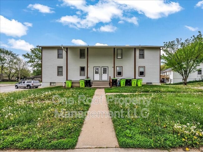 Photo - 1911 Chateau Dr