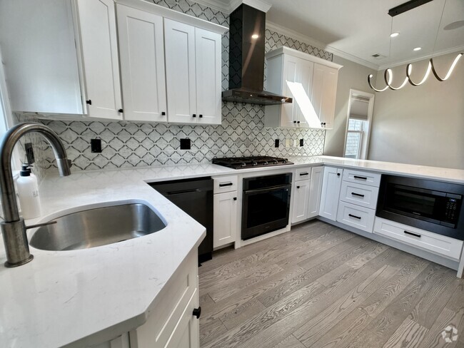 Building Photo - 222 Roslindale Ave Unit 4 CO Rental