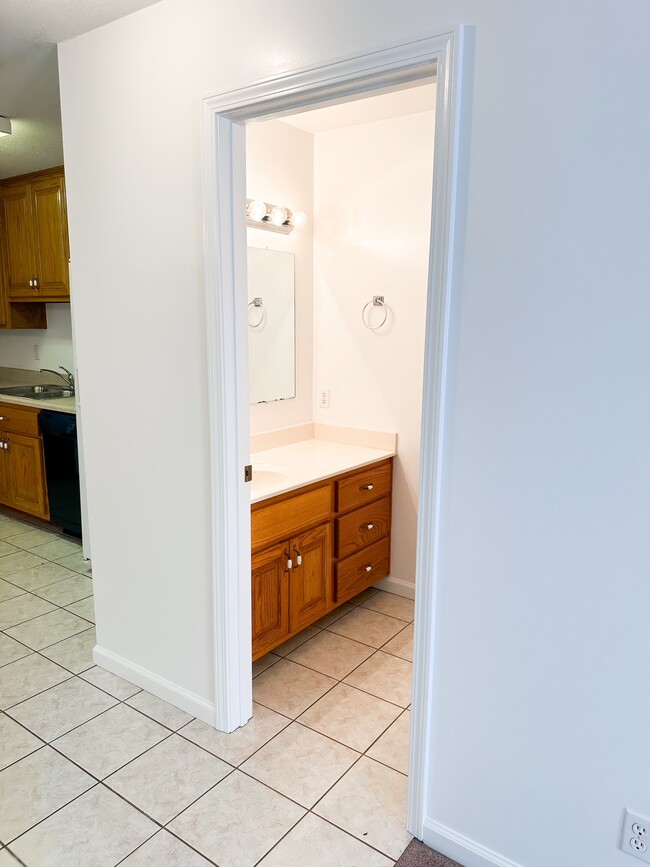 Photo - 174 Boswell Cir