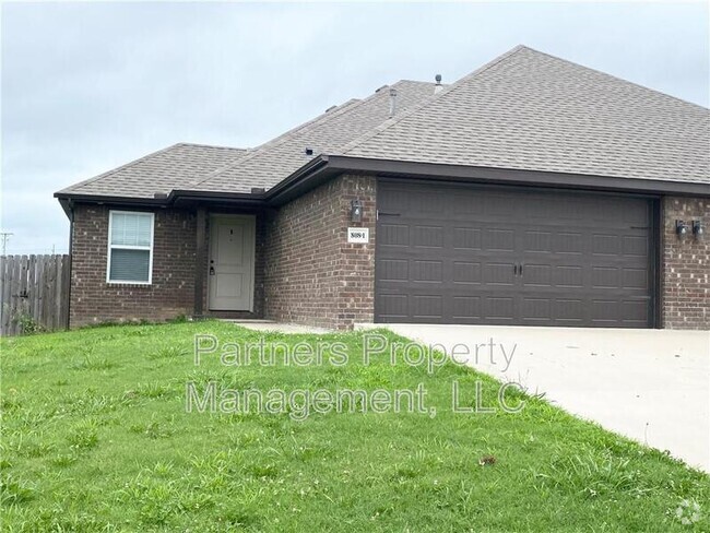 Building Photo - 808 Hindman Dr Rental
