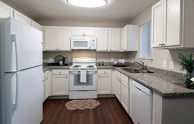 Photo - Dawnville Meadows Apartments