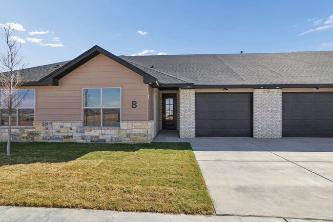 Building Photo - 19101 Sierra Madre Dr