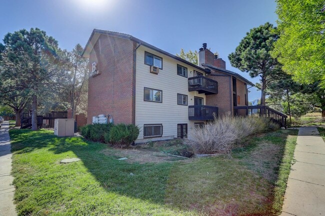Photo - Penthouse level condo with views of canal and trail!