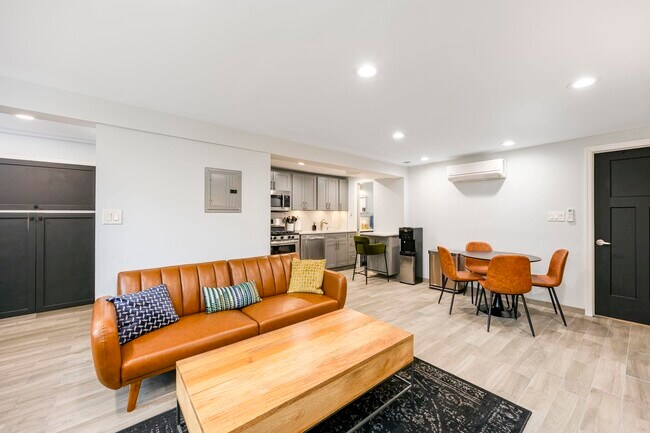 Photo - 294 4th St Unit 1