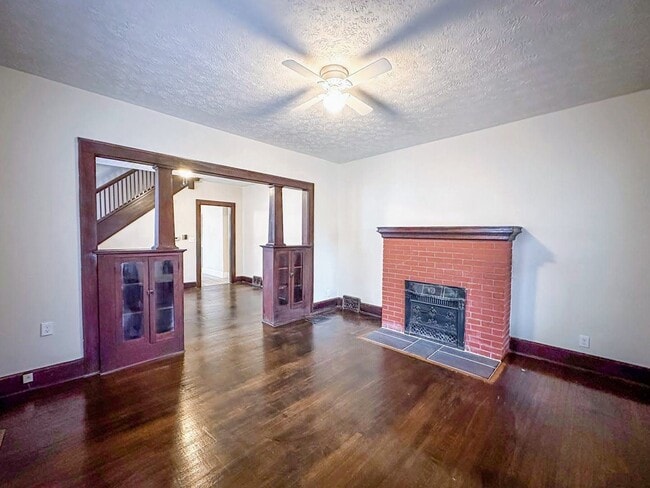 Photo - 838-838 N Oxford St Unit 836 N Oxford St