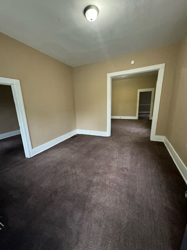 Photo - 1334 Huestis Ave