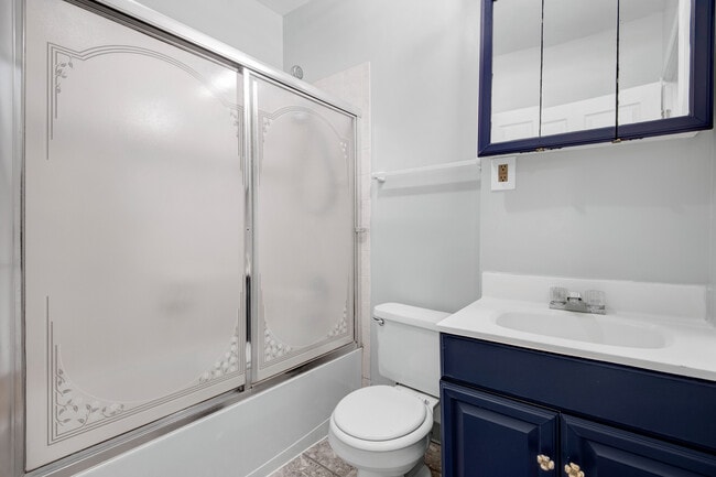 Photo - 739 Morton St NW