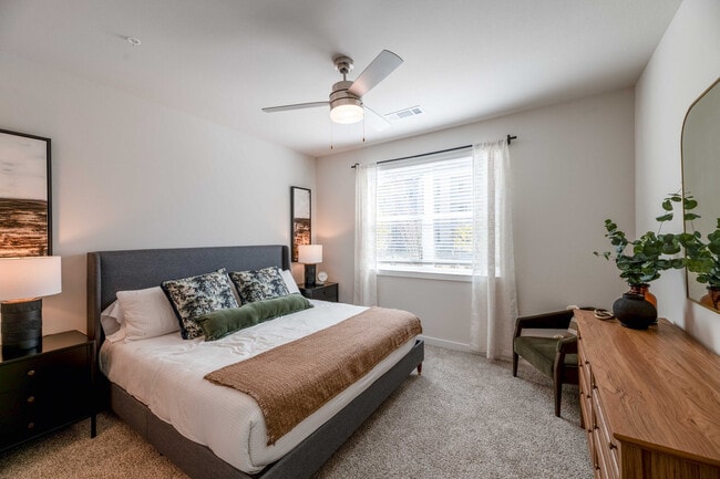 Ascend at 720 apartments — community photo