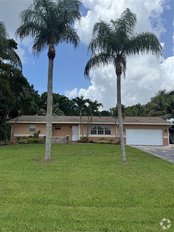 Building Photo - 14950 SW 20th St Rental