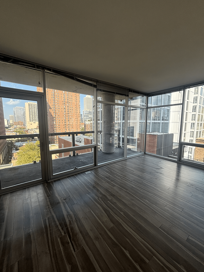 Building Photo - 851 N La Salle Dr Unit 1507 Rental