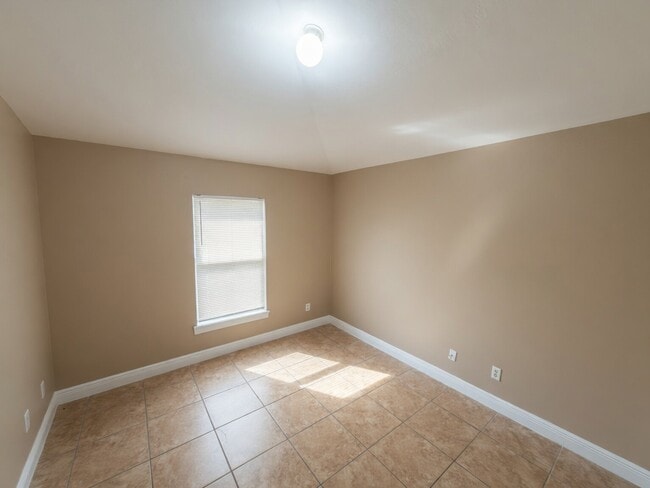 Photo - 313A Melissa Dr