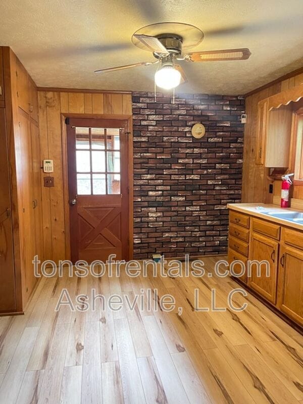 Photo - 304 Wilson Cove Rd
