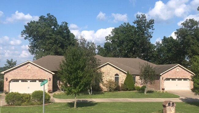 Building Photo - 2696 County Road 439 Unit A Rental