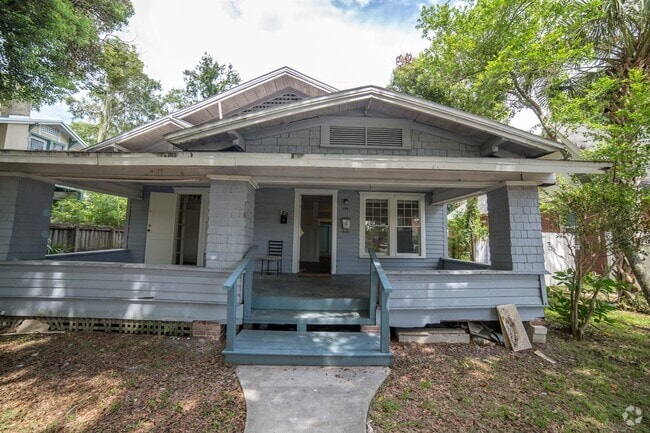 Building Photo - 101 NW 7th Terrace Rental