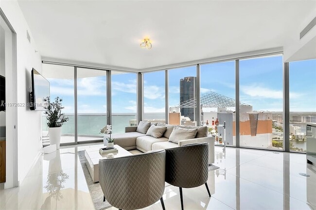 Photo - 18975 Collins Ave Unit 3304