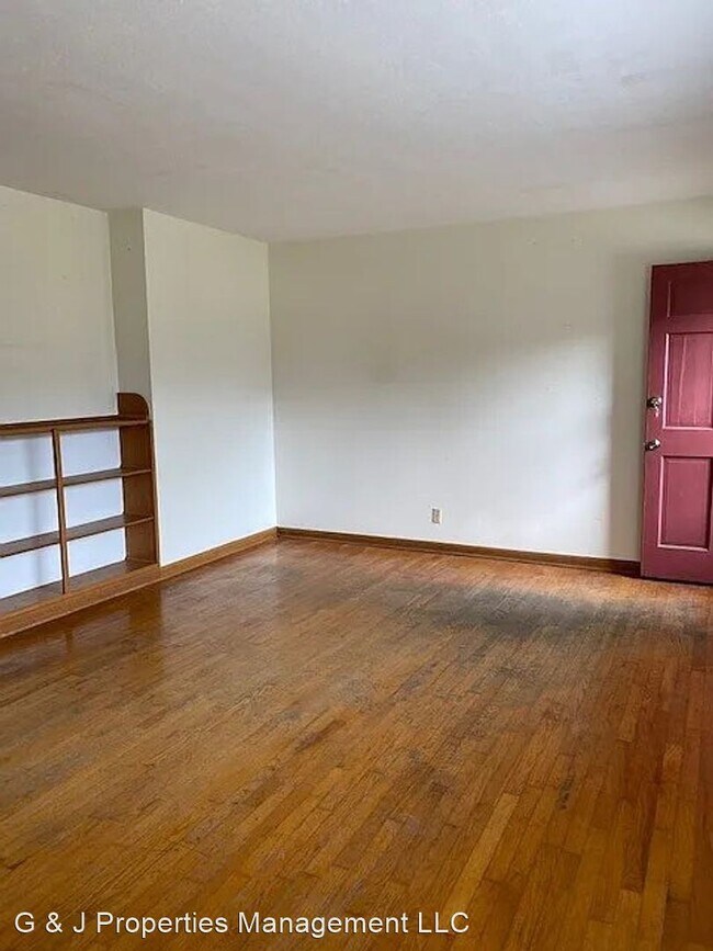 Photo - 2 br, 1 bath House - 810 South Link Avenue