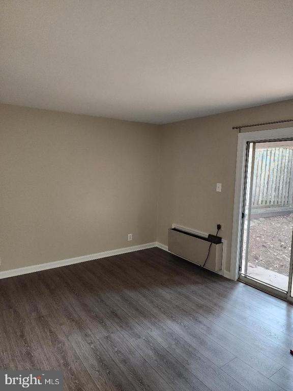 Photo - 205 E Cornell Dr