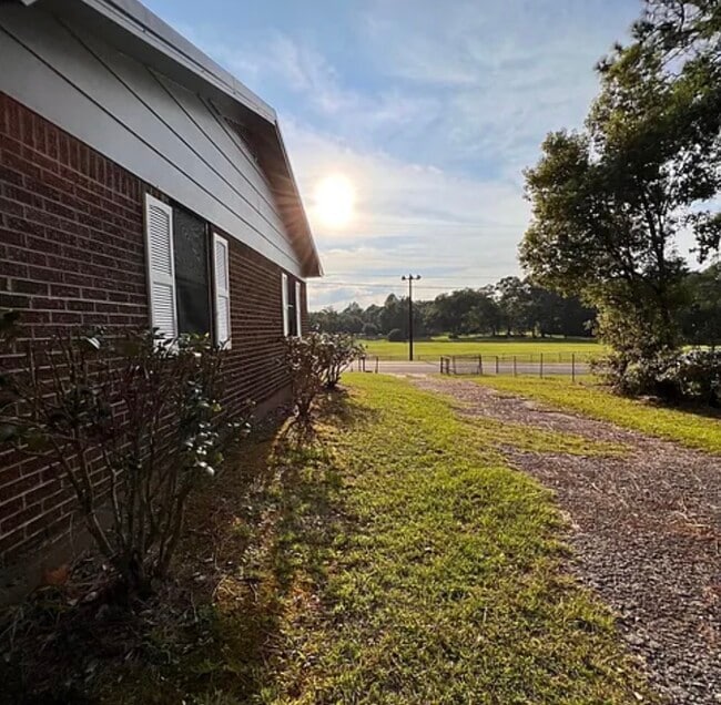 Photo - 88 Means Ave