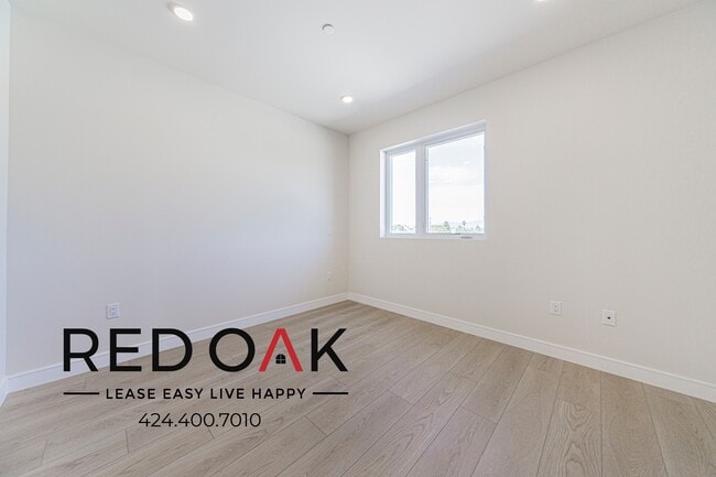 Photo - 5320 Cartwright Ave Unit 504