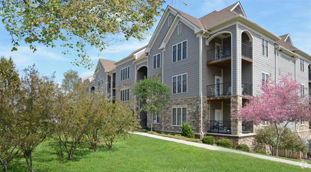 Stone Creek Village Apartments