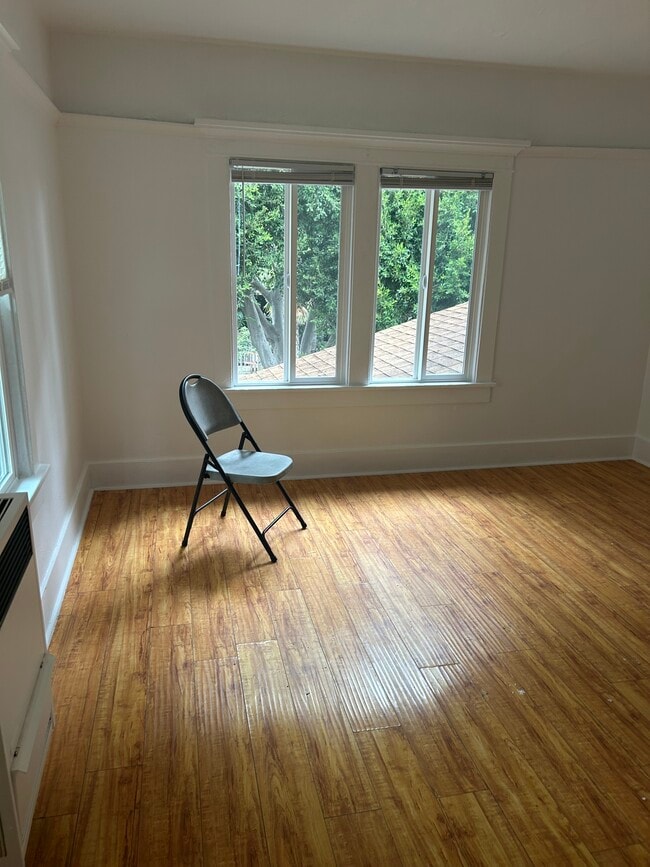 Photo - 2874 W 15th St Unit 4