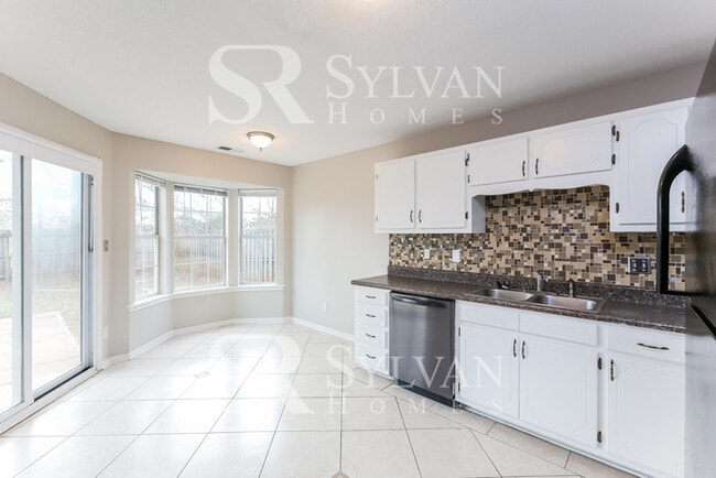 Photo - Enjoy living the good life in this 3 bedroom, 2 bathroom home