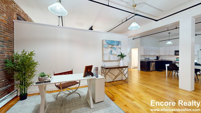 Photo - 19 Stanhope St Unit 2B