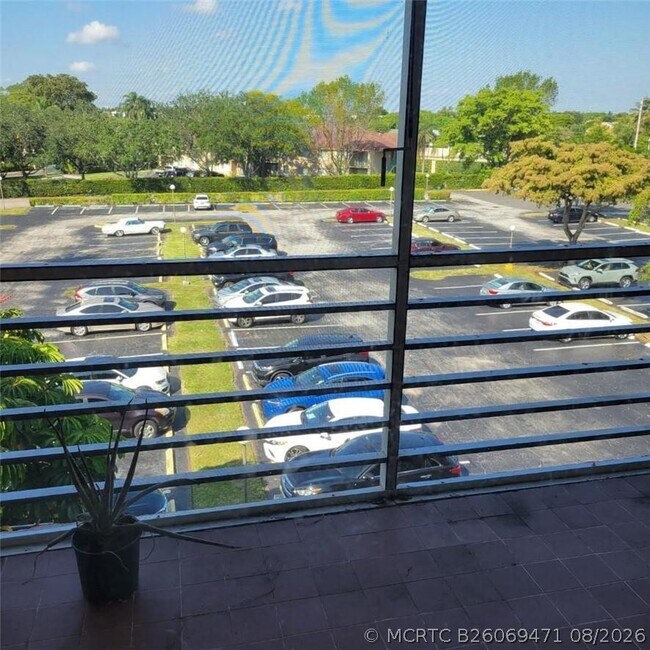 Photo - 1820 SW 81st Ave Unit 3404