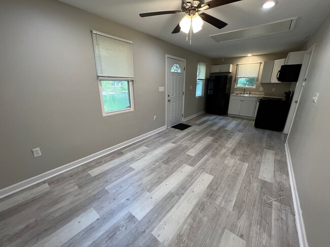 Photo - MOVE-IN READY!