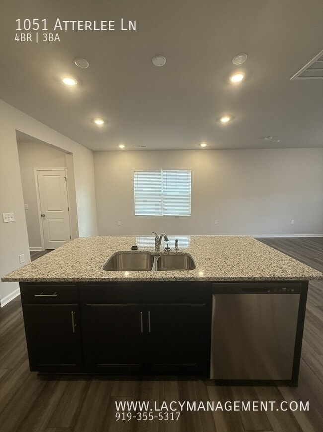 Photo - 1051 Atterlee Ln