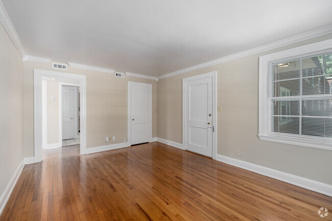 The Clifton 2BR, 1BA - 864SF - Living Room - Woodmont Terrace