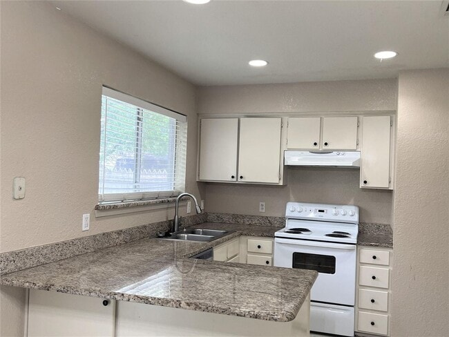 Photo - Beautiful 3-Bedroom Home