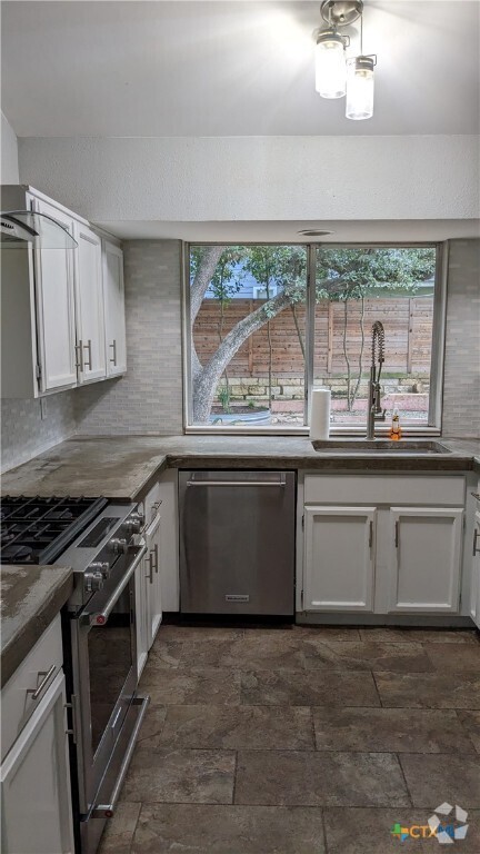 Building Photo - 2018 Ramona Cir Rental