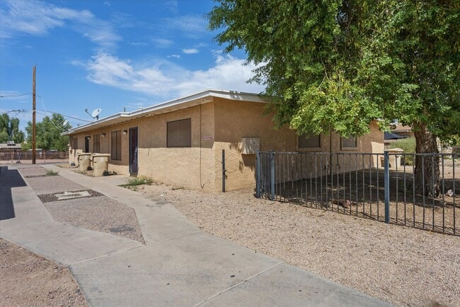Photo - 7010 N 68th Dr Unit 1