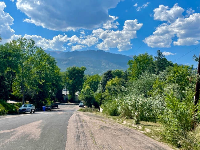 Photo - 47 Newport Cir