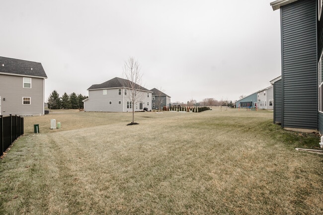 Photo - 12513 S Willowgate Ln