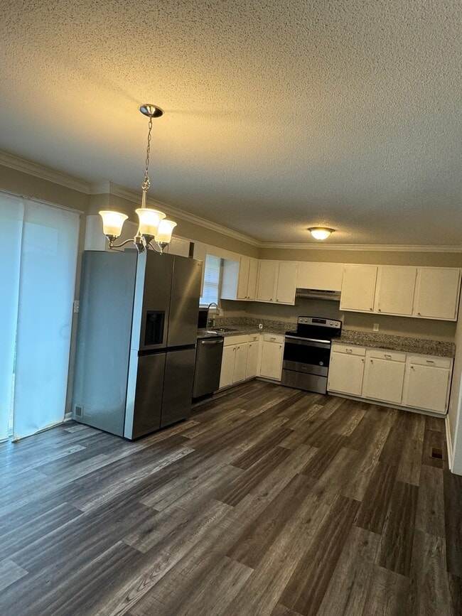 2349 Marco Cir