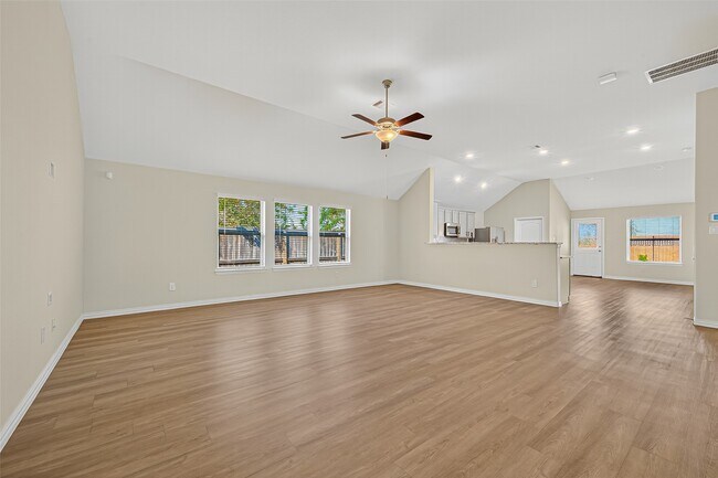 Photo - 6238 Milbridge Creek Ln