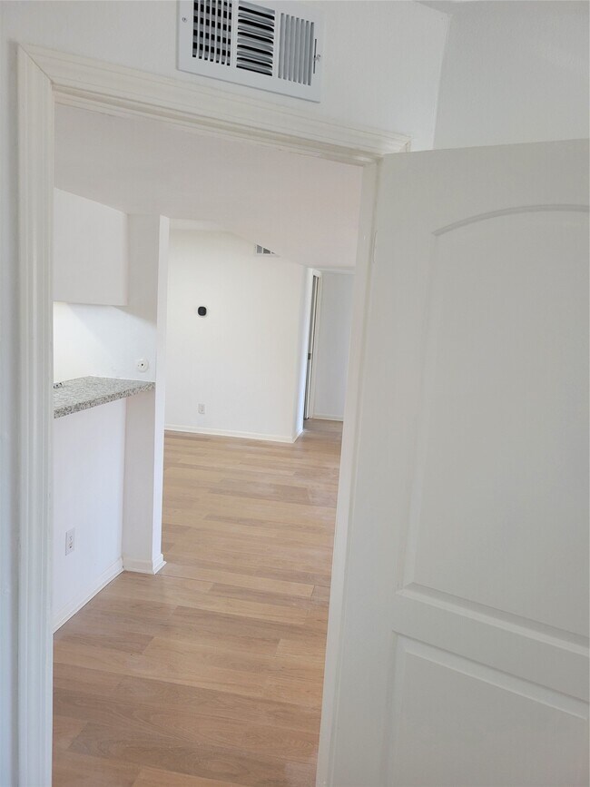 Photo - 8425 Hearth Dr Unit 25