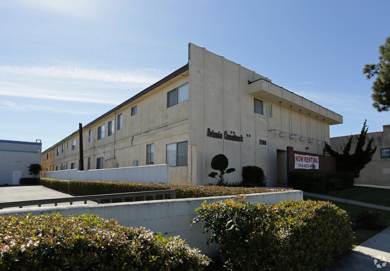 Photo - Artesia Comstock Apartments