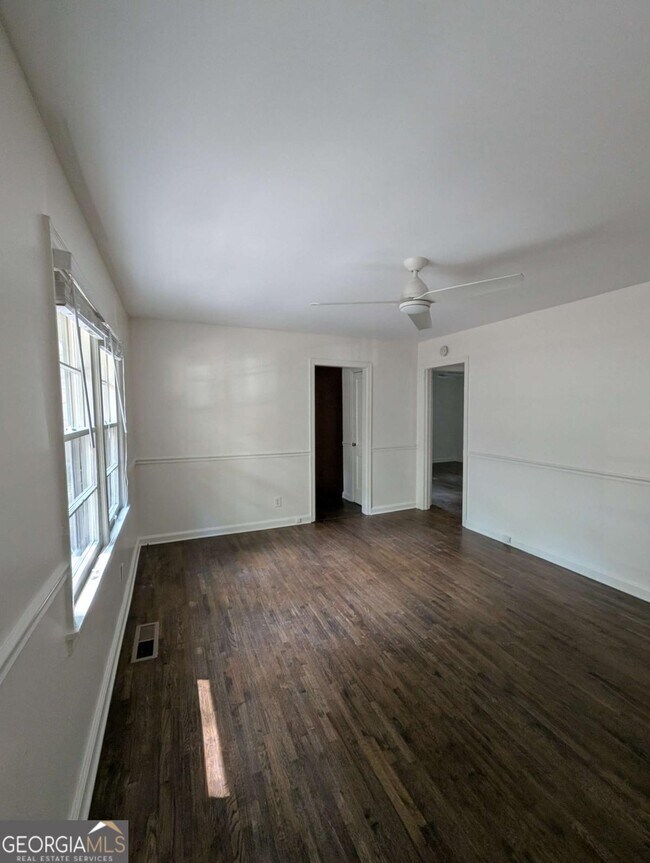 Photo - 2085 Northside Dr NW