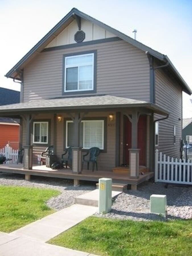 2 BD House located in Canyon Creek - 2 BD House located in Canyon Creek