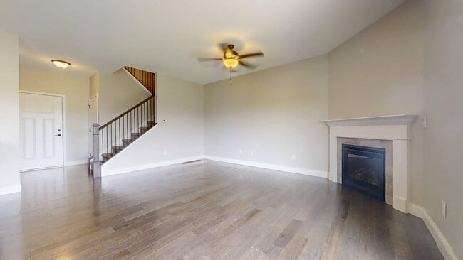 Photo - 800 Sedgegrass Dr